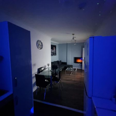 Beautiful Modern Apartment On Wick Lane Λονδίνο Εξωτερικό φωτογραφία