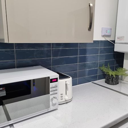 Beautiful Modern Apartment On Wick Lane Λονδίνο Εξωτερικό φωτογραφία