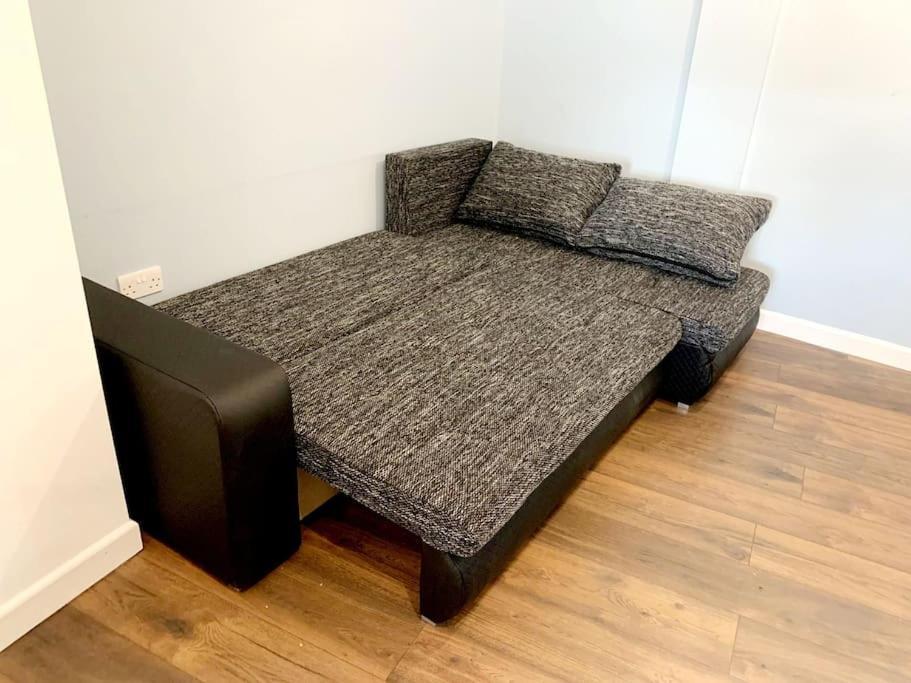 Beautiful Modern Apartment On Wick Lane Λονδίνο Εξωτερικό φωτογραφία